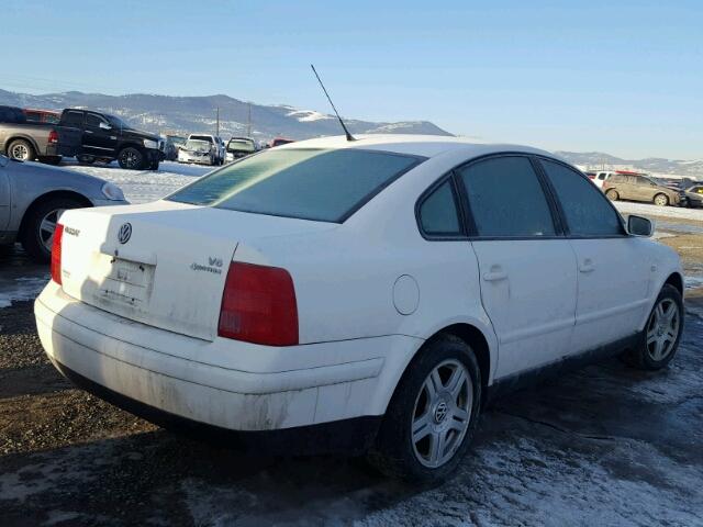 WVWEH63B71E034780 - 2001 VOLKSWAGEN PASSAT GLX 白色 照片 4