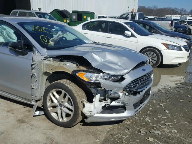 3FA6P0H75GR271885 - 2016 FORD FUSION SE SILVER photo 9