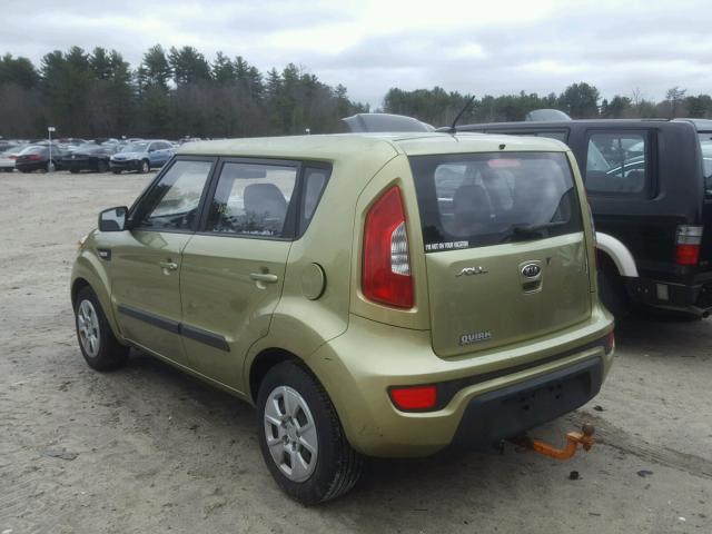 KNDJT2A58C7387989 - 2012 KIA SOUL GREEN photo 3