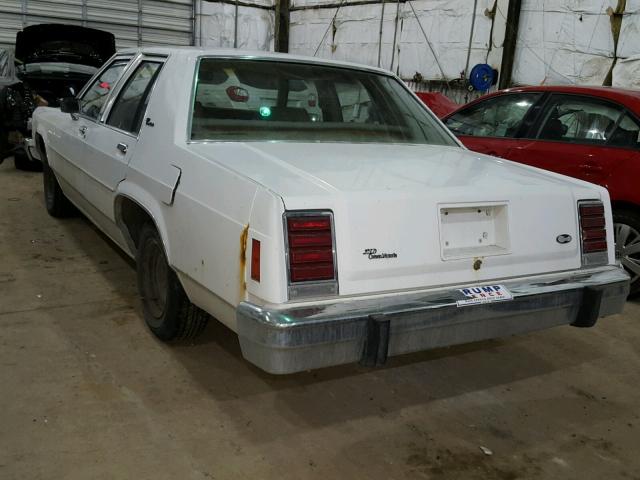 2FABP43F3FX233799 - 1985 FORD LTD CROWN WHITE photo 3