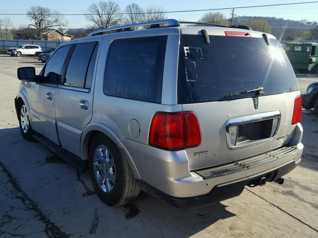 5LMFU28576LJ00199 - 2006 LINCOLN NAVIGATOR SILVER photo 3