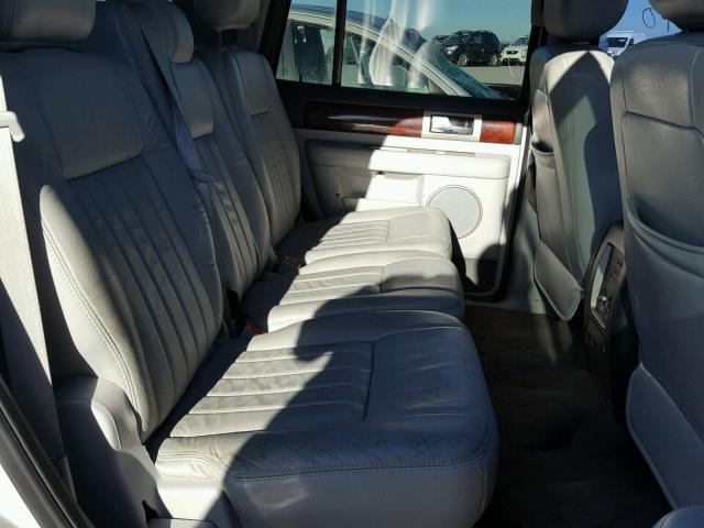 5LMFU28576LJ00199 - 2006 LINCOLN NAVIGATOR ვერცხლისფერი ფოტო 6