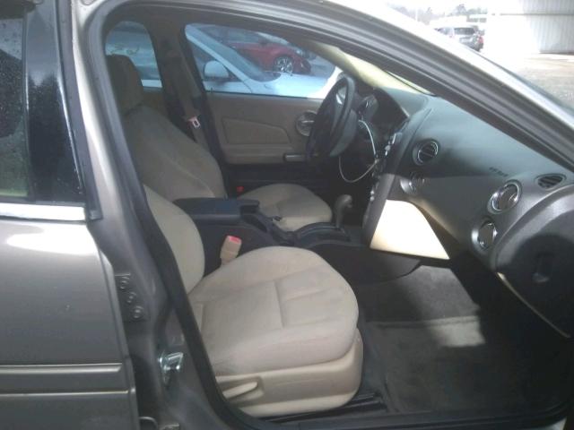 2G2WP552261289946 - 2006 PONTIAC GRAND PRIX ოქროსფერი ფოტო 5