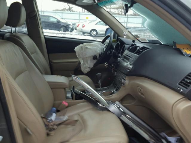 JTEES43A592124709 - 2009 TOYOTA HIGHLANDER GRAY photo 5