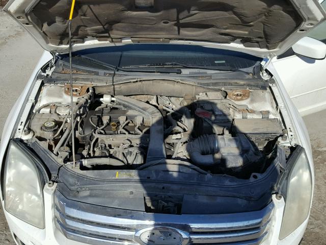 3FAFP07Z86R250661 - 2006 FORD FUSION SE WHITE photo 7