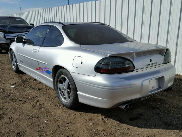 1G2WR1215YF233249 - 2000 PONTIAC GRAND PRIX SILVER photo 3
