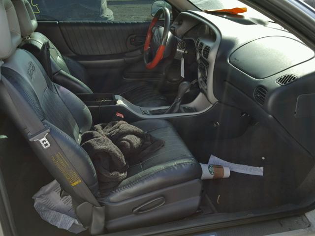 1G2WR1215YF233249 - 2000 PONTIAC GRAND PRIX SILVER photo 5