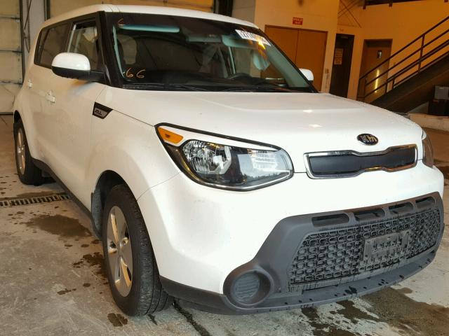 KNDJN2A22G7278322 - 2016 KIA SOUL WHITE photo 1