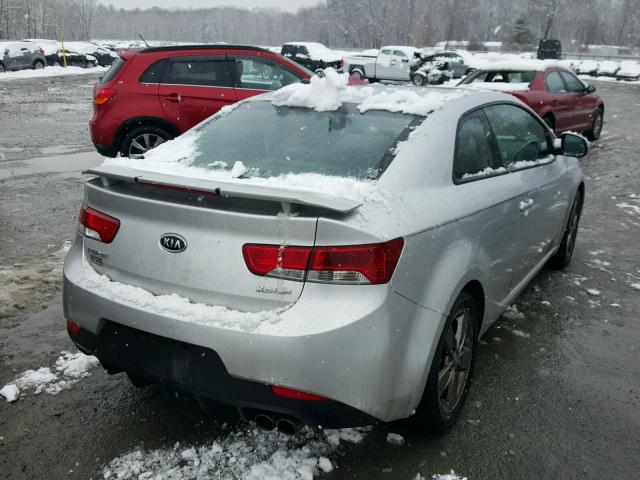 KNAFU6A2XC5517408 - 2012 KIA FORTE EX SILVER photo 4