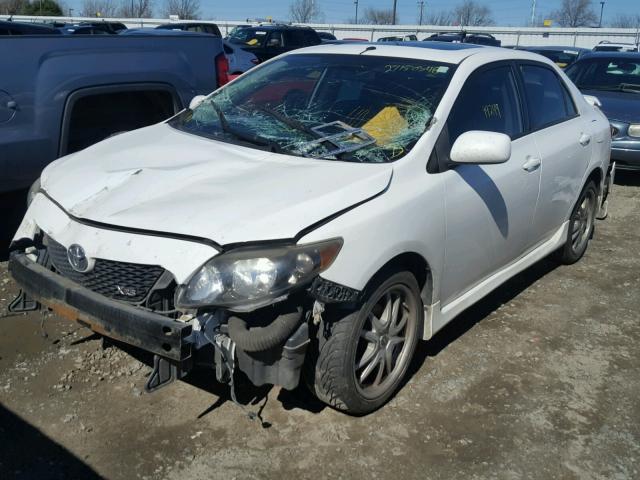 1NXBE4EE3AZ251087 - 2010 TOYOTA COROLLA XR WHITE photo 2