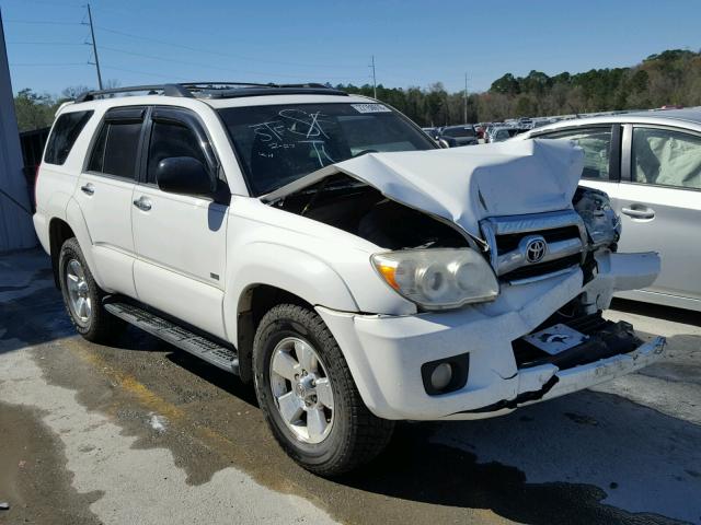 JTEZU14R760082162 - 2006 TOYOTA 4RUNNER SR WHITE photo 1