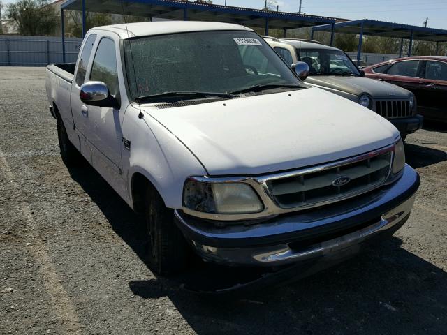 1FTZX1764WKC10133 - 1998 FORD F150 WHITE photo 1