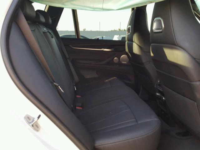 5YMKT6C31H0X20614 - 2017 BMW X5 M WHITE photo 6