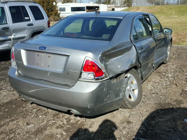 3FAHP07189R150048 - 2009 FORD FUSION SE GRAY photo 4