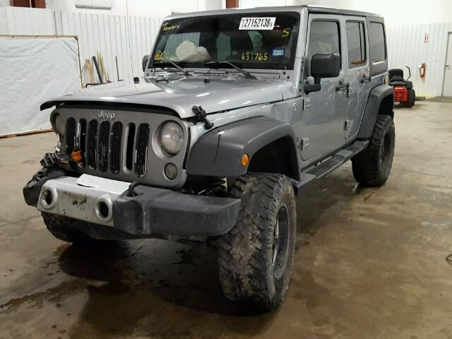 1C4BJWDGXFL631765 - 2015 JEEP WRANGLER U SILVER photo 2