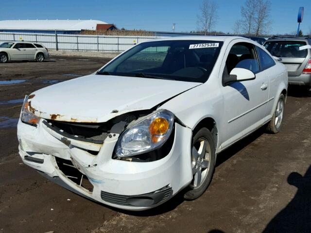 1G1AL12F357671253 - 2005 CHEVROLET COBALT LS WHITE photo 2