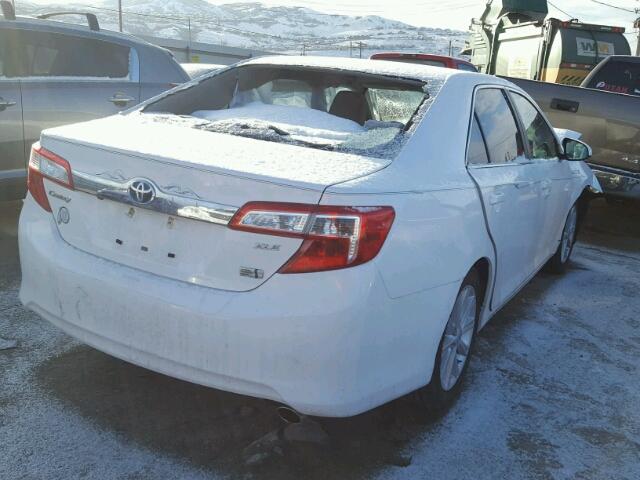 4T1BD1FK0CU061000 - 2012 TOYOTA CAMRY HYBR WHITE photo 4