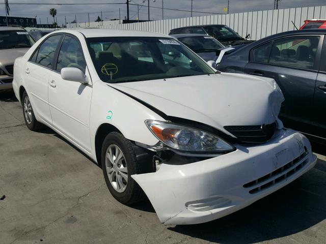 4T1BF32K44U069338 - 2004 TOYOTA CAMRY LE WHITE photo 1