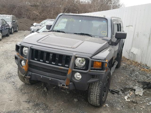 5GTDN13E378236890 - 2007 HUMMER H3 BLACK photo 2