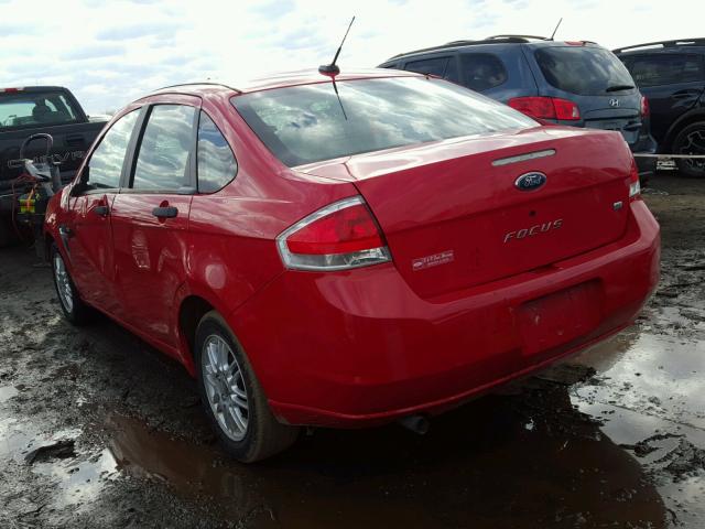 1FAHP35N28W241383 - 2008 FORD FOCUS SE RED photo 3