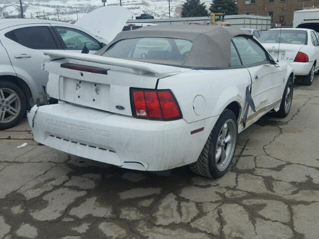 1FAFP44432F152385 - 2002 FORD MUSTANG WHITE photo 4