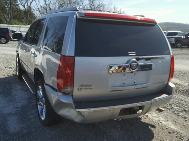 1GYUKEEJ5AR210093 - 2010 CADILLAC ESCALADE H SILVER photo 3