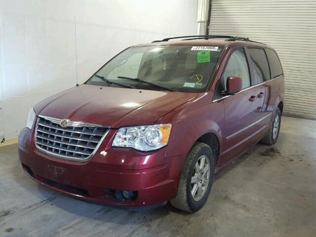 2A4RR8DXXAR368416 - 2010 CHRYSLER TOWN & COU RED photo 2