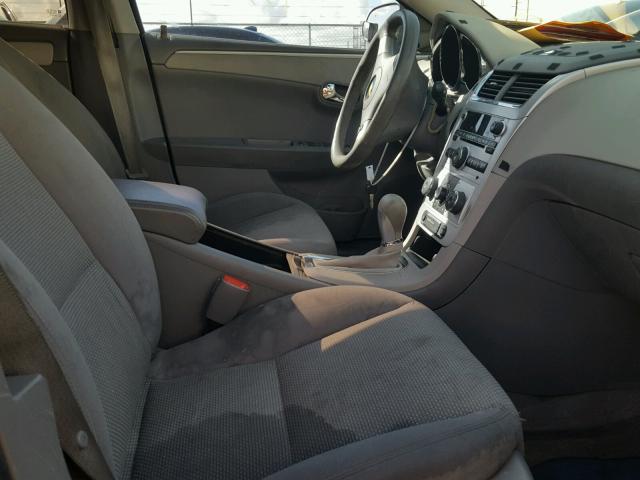 1G1ZG57B89F175915 - 2009 CHEVROLET MALIBU LS ლურჯი ფოტო 5