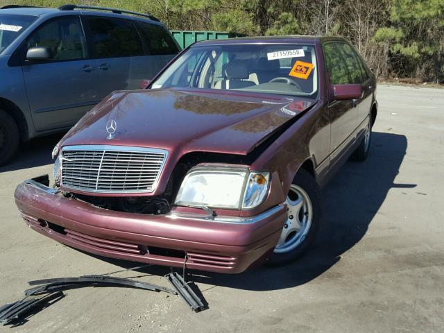 WDBGA33G6VA352859 - 1997 MERCEDES-BENZ S 320 MAROON photo 2