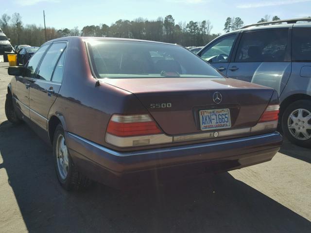 WDBGA33G6VA352859 - 1997 MERCEDES-BENZ S 320 MAROON photo 3