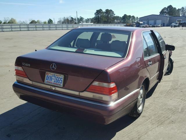 WDBGA33G6VA352859 - 1997 MERCEDES-BENZ S 320 MAROON photo 4