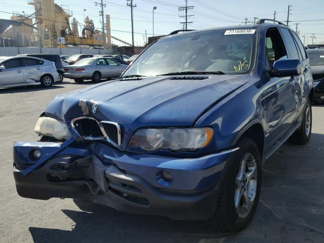 5UXFA535X2LP35158 - 2002 BMW X5 3.0I BLUE photo 2