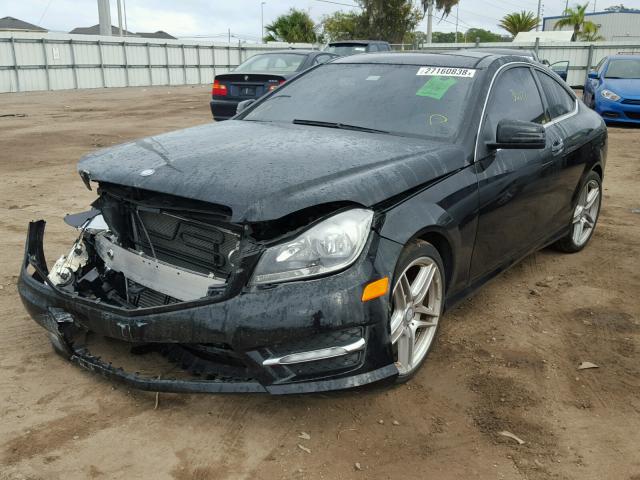 WDDGJ4HB2DF965086 - 2013 MERCEDES-BENZ C 250 BLACK photo 2