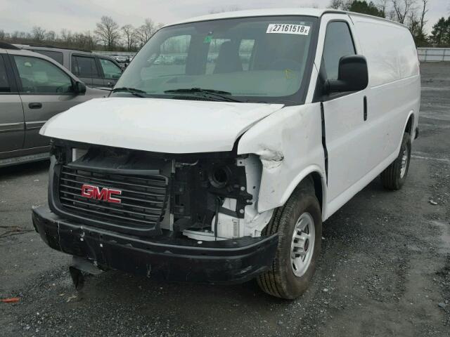 1GTW7AFF8G1322090 - 2016 GMC SAVANA G25 WHITE photo 2