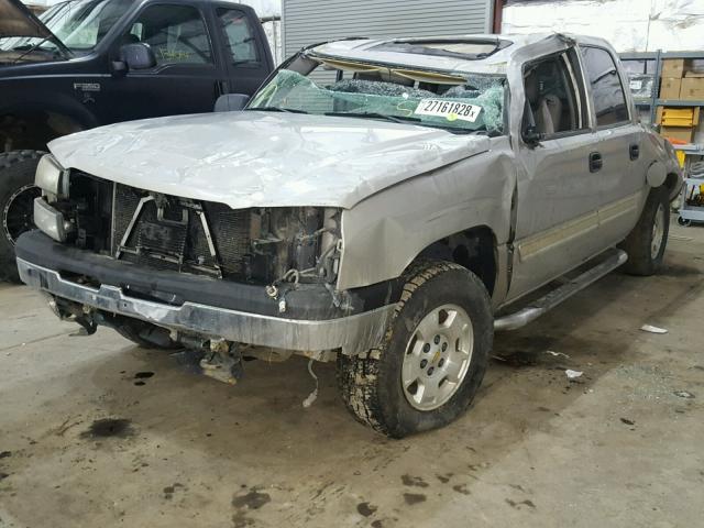 2GCEK13T051305425 - 2005 CHEVROLET SILVERADO SILVER photo 2