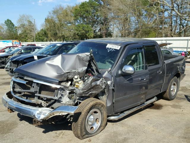 1FTRW07622KE33021 - 2002 FORD F150 SUPER GRAY photo 2