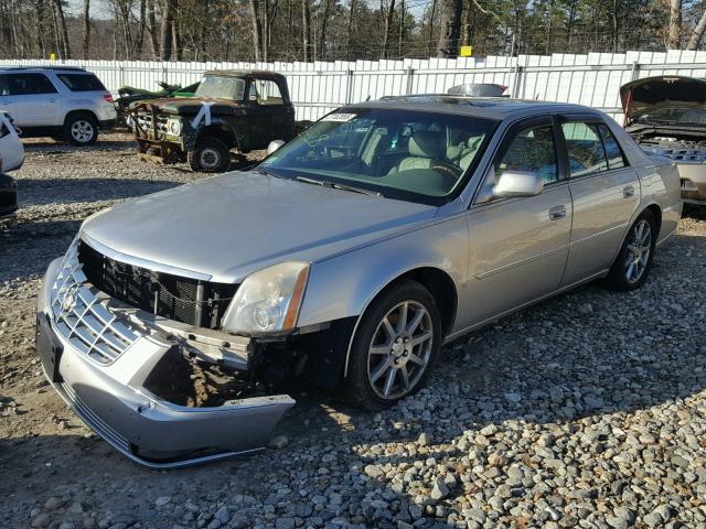 1G6KD57977U152510 - 2007 CADILLAC DTS GRAY photo 2