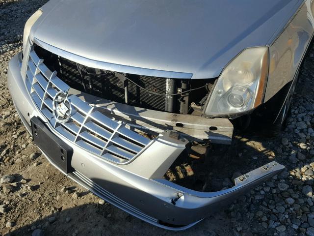 1G6KD57977U152510 - 2007 CADILLAC DTS GRAY photo 9