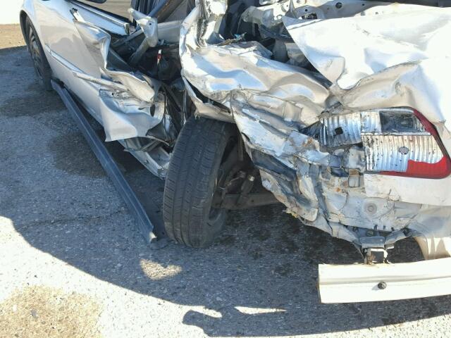 2HGEJ6612XH532301 - 1999 HONDA CIVIC BASE SILVER photo 9