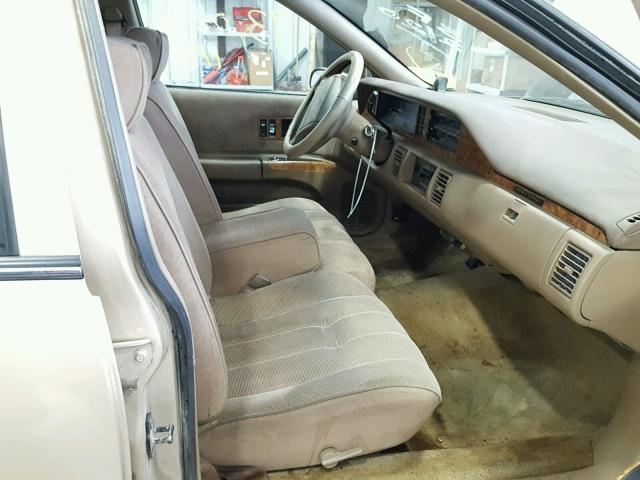 1G1BL53E1PR142649 - 1993 CHEVROLET CAPRICE CL 金色 照片 5