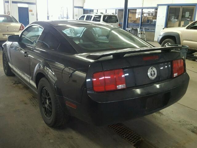 1ZVFT80N765239145 - 2006 FORD MUSTANG BLACK photo 3