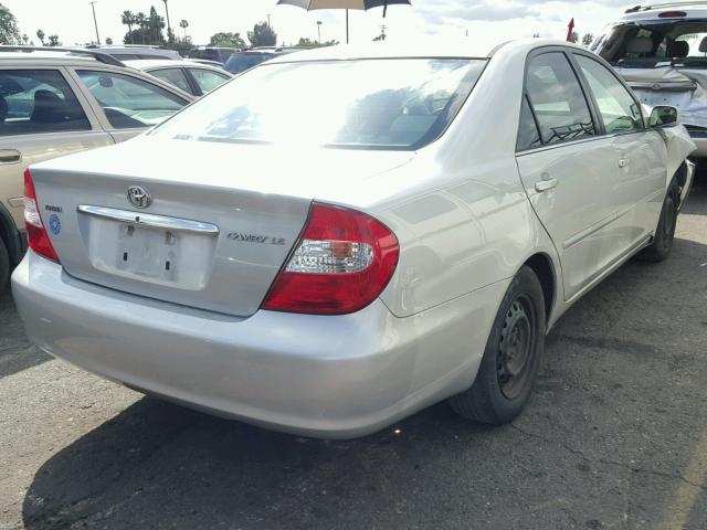 4T1BE32KX3U174046 - 2003 TOYOTA CAMRY LE SILVER photo 4