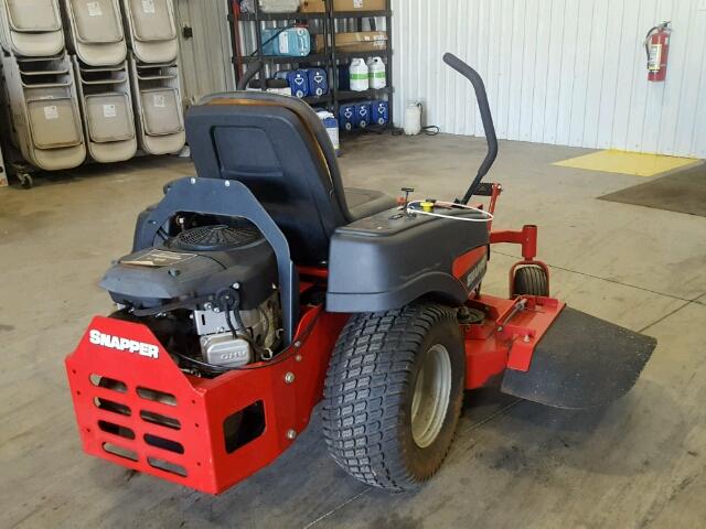 2015430701 - 2010 SNAP ZTR MOWER RED photo 4