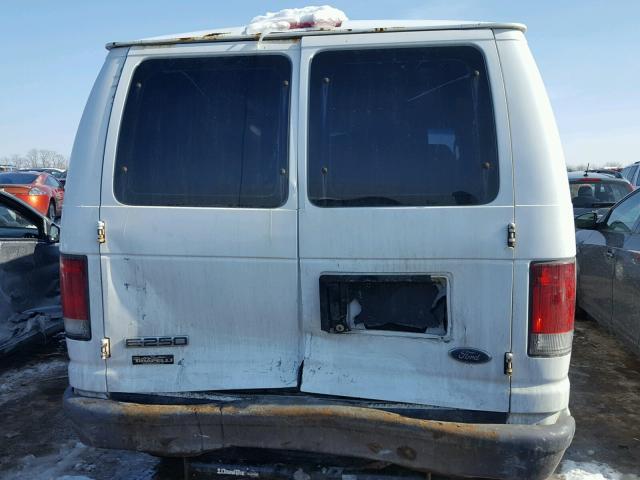 1FTNE24L26HA99020 - 2006 FORD ECONOLINE WHITE photo 9