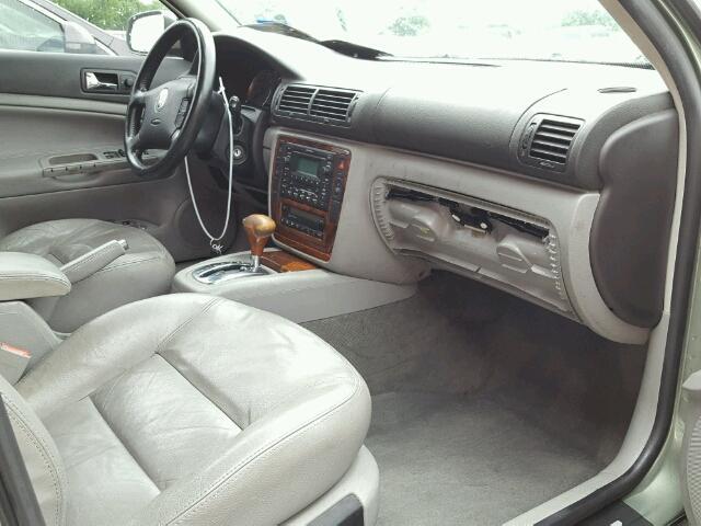 WVWRH63B63P200196 - 2003 VOLKSWAGEN PASSAT GLX 绿色 照片 5