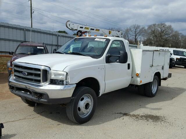 1FDAF56F2XEB88850 - 1999 FORD F550 SUPER WHITE photo 2