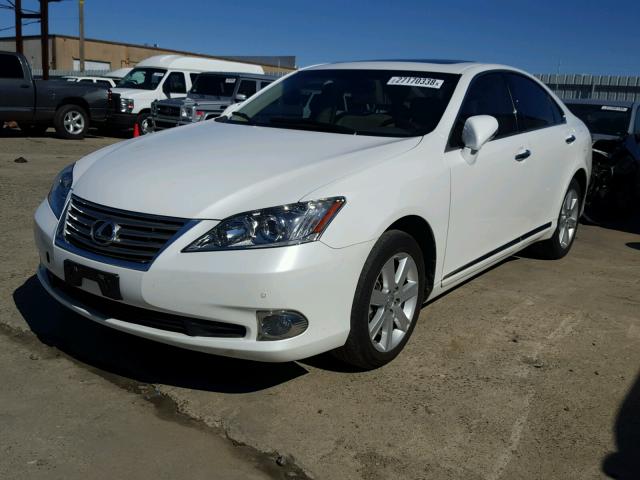 JTHBK1EG8C2480035 - 2012 LEXUS ES 350 WHITE photo 2