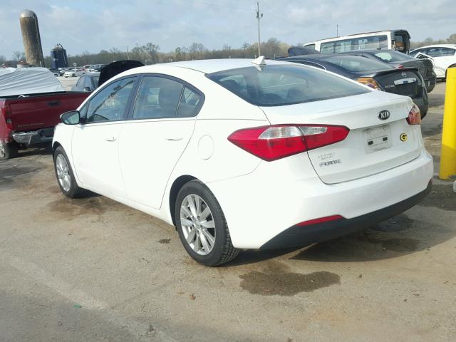 KNAFX4A69F5275374 - 2015 KIA FORTE LX WHITE photo 3