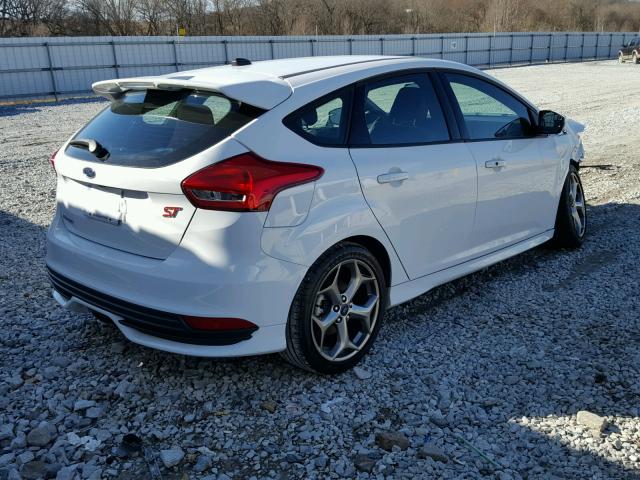 1FADP3L99HL257800 - 2017 FORD FOCUS ST WHITE photo 4