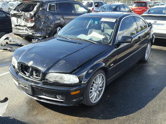WBABN53472JU39034 - 2002 BMW 330 CI BLACK photo 2